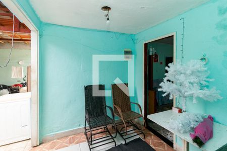 Casa à venda com 450m², 3 quartos e 4 vagas Casa à venda com 450m², 3 quartos e 4 vagasVaranda