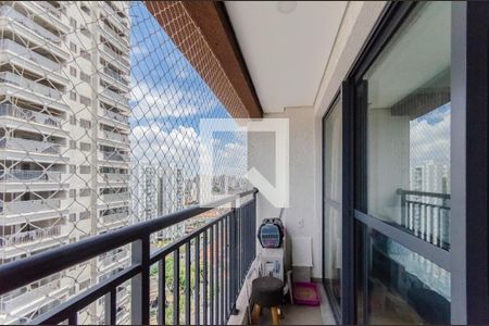 Studio à venda com 27m², 1 quarto e sem vaga Studio à venda com 27m², 1 quarto e sem vagaVaranda