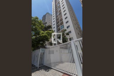 Apartamento para alugar com 60m², 2 quartos e 1 vaga Apartamento para alugar com 60m², 2 quartos e 1 vagaFachada