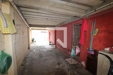 Casa à venda com 183m², 2 quartos e 3 vagasGaragem
