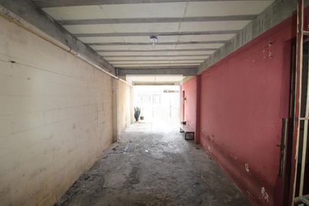 Casa à venda com 183m², 2 quartos e 3 vagasGaragem