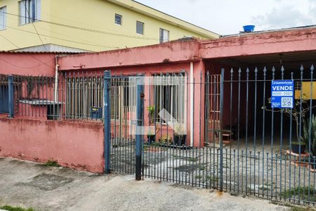Casa à venda com 183m², 2 quartos e 3 vagasFachada