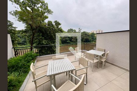 Apartamento à venda com 86m², 2 quartos e 2 vagas Apartamento à venda com 86m², 2 quartos e 2 vagasÁrea comum - Deck