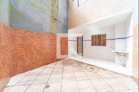 Casa à venda com 110m², 3 quartos e 2 vagasQuintal Fundos