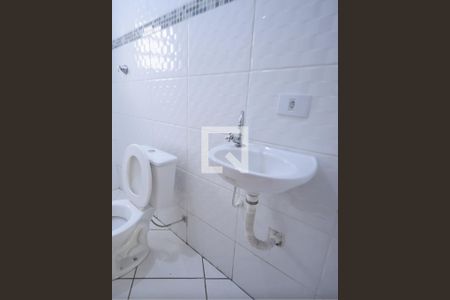 Casa à venda com 110m², 3 quartos e 2 vagasBanheiro do Quarto 1