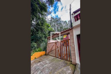 Fachada de casa à venda com 3 quartos, 110m² em Jardim Las Vegas, Santo André