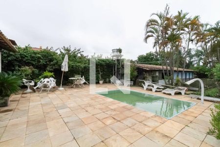 Casa à venda com 900m², 3 quartos e 7 vagasQuintal