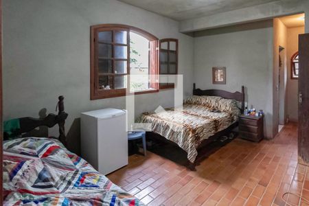 Casa à venda com 900m², 3 quartos e 7 vagasSuíte 