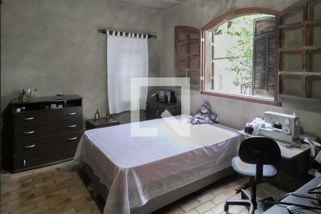 Quarto 2 de casa à venda com 3 quartos, 900m² em Trevo, Belo Horizonte