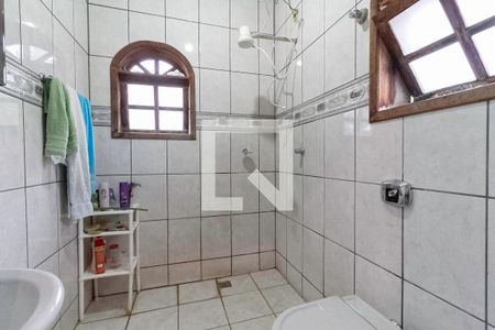 Casa à venda com 900m², 3 quartos e 7 vagasBanheiro da suíte 