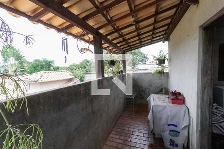 Casa à venda com 900m², 3 quartos e 7 vagasVaranda da suíte 