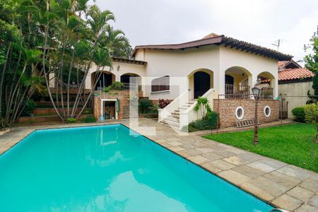 Casa de condomínio à venda com 571m², 5 quartos e 8 vagasPiscina