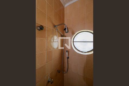 Casa de condomínio à venda com 571m², 5 quartos e 8 vagasSuíte 2 - Banheiro