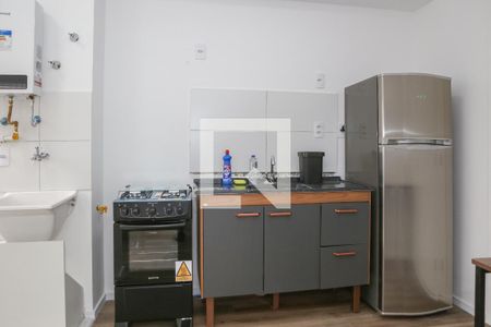 Apartamento para alugar com 37m², 2 quartos e sem vaga Apartamento para alugar com 37m², 2 quartos e sem vagaCozinha e Área de Serviço