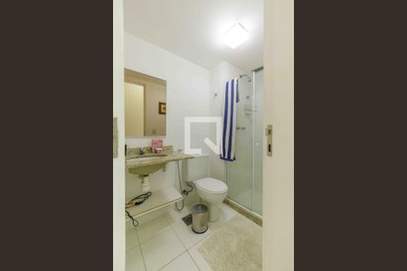 Apartamento para alugar com 70m², 2 quartos e 1 vaga Apartamento para alugar com 70m², 2 quartos e 1 vagaBanheiro Social