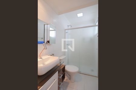 Apartamento à venda com 183m², 3 quartos e 4 vagas Apartamento à venda com 183m², 3 quartos e 4 vagasBanheiro da Suíte 2