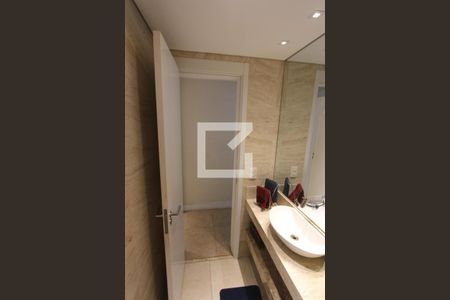 Apartamento para alugar com 204m², 4 quartos e 4 vagasLavabo 