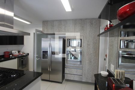 Apartamento para alugar com 204m², 4 quartos e 4 vagasCozinha