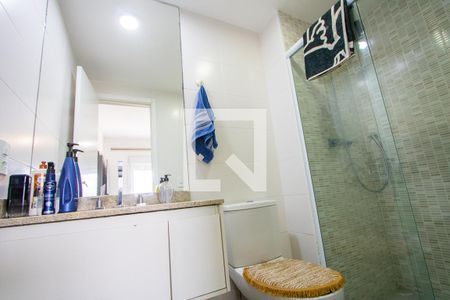 Apartamento à venda com 103m², 3 quartos e 2 vagasBanheiro do quarto 1