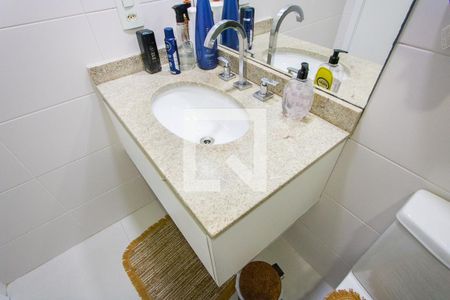 Apartamento à venda com 103m², 3 quartos e 2 vagasBanheiro do quarto 1