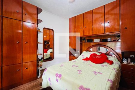 Casa à venda com 200m², 3 quartos e 2 vagas Casa à venda com 200m², 3 quartos e 2 vagasSuíte