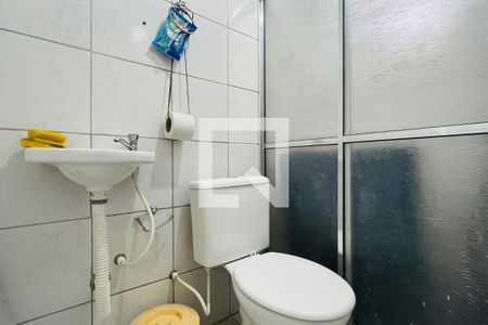 Casa à venda com 200m², 3 quartos e 2 vagas Casa à venda com 200m², 3 quartos e 2 vagasBanheiro 2