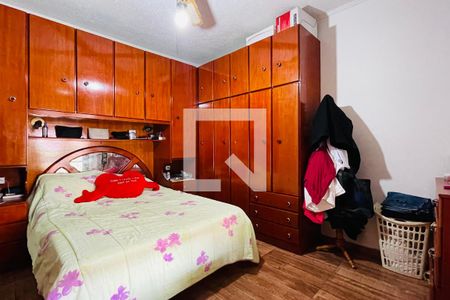 Casa à venda com 200m², 3 quartos e 2 vagas Casa à venda com 200m², 3 quartos e 2 vagasSuíte