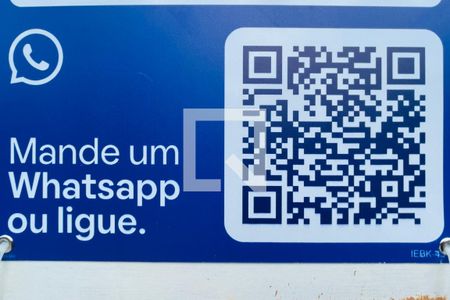 Casa à venda com 200m², 3 quartos e 2 vagas Casa à venda com 200m², 3 quartos e 2 vagasIEBK-43