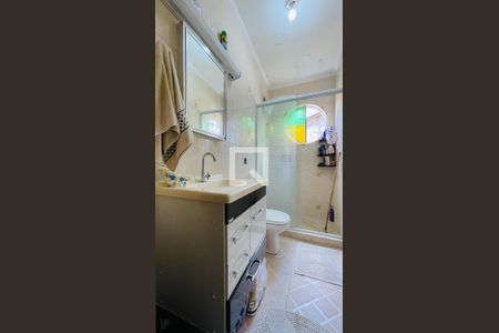 Casa à venda com 200m², 3 quartos e 2 vagas Casa à venda com 200m², 3 quartos e 2 vagasBanheiro da Suíte