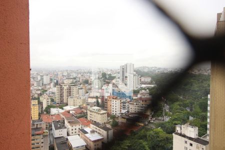 Vista de apartamento à venda com 3 quartos, 92m² em Sagrada Família, Belo Horizonte