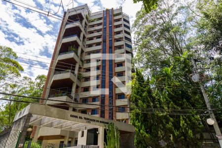 Apartamento à venda com 221m², 4 quartos e 3 vagasFachada