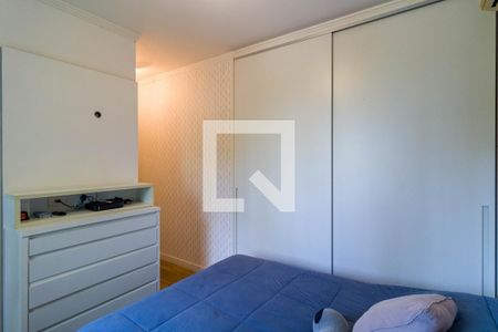Apartamento à venda com 221m², 4 quartos e 3 vagasQuarto 2
