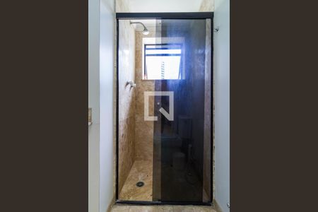 Apartamento à venda com 221m², 4 quartos e 3 vagasBanheiro do Quarto 4