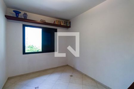 Apartamento à venda com 221m², 4 quartos e 3 vagasQuarto 1