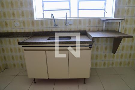 Casa à venda com 180m², 3 quartos e 3 vagas Casa à venda com 180m², 3 quartos e 3 vagasCozinha