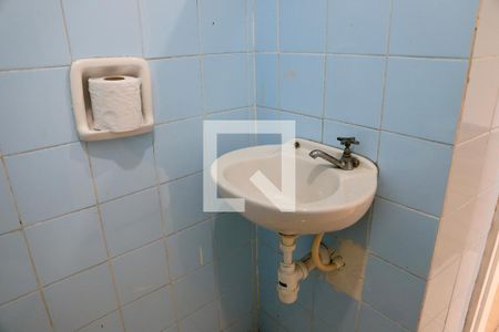 Casa à venda com 180m², 3 quartos e 3 vagas Casa à venda com 180m², 3 quartos e 3 vagasBanheiro de serviço