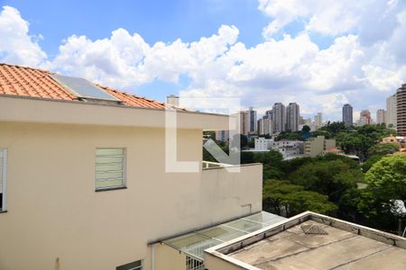 Casa à venda com 180m², 3 quartos e 3 vagas Casa à venda com 180m², 3 quartos e 3 vagasQuarto 2