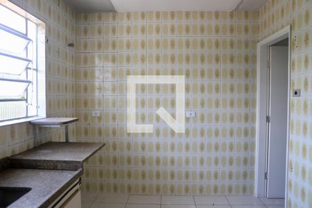 Casa à venda com 180m², 3 quartos e 3 vagas Casa à venda com 180m², 3 quartos e 3 vagasCozinha