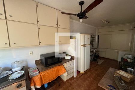 Casa para alugar com 250m², 4 quartos e 2 vagasCozinha