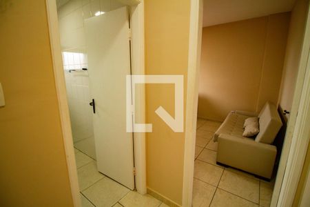 Sala de apartamento para alugar com 1 quarto, 58m² em Nova Mirim, Praia Grande