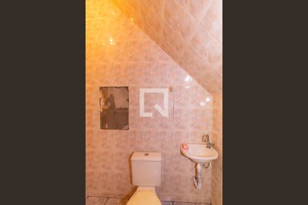 Casa à venda com 161m², 2 quartos e 3 vagasBanheiro de Serviço