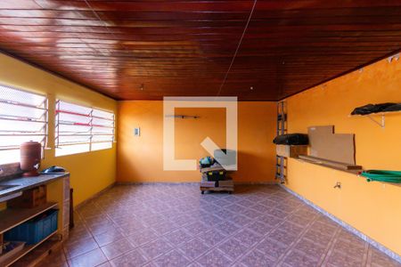 Casa à venda com 161m², 2 quartos e 3 vagasSalão