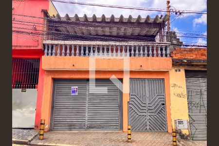 Casa à venda com 161m², 2 quartos e 3 vagasFachada