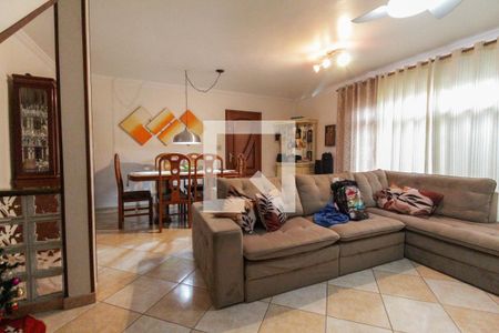 Sala de casa à venda com 3 quartos, 168m² em Vila Brasil, São Paulo