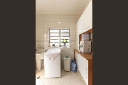 Casa à venda com 168m², 3 quartos e 1 vaga Casa à venda com 168m², 3 quartos e 1 vagaÁrea de Serviço