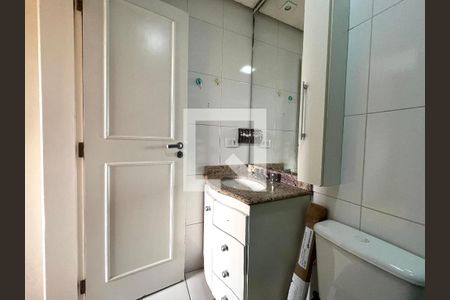 Apartamento à venda com 75m², 3 quartos e 2 vagasBanheiro da Suíte