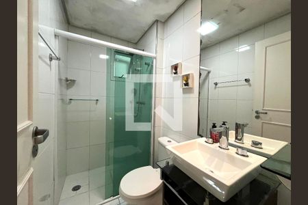 Apartamento à venda com 75m², 3 quartos e 2 vagasBanheiro Corredor