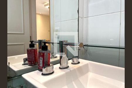 Apartamento à venda com 75m², 3 quartos e 2 vagasBanheiro Corredor