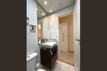 Apartamento à venda com 75m², 3 quartos e 2 vagasBanheiro Corredor