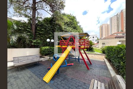 Apartamento à venda com 75m², 3 quartos e 2 vagasÁrea comum - Playground